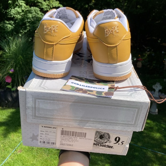 Bapesta Beige Leather 2009 Brand new with Box - Picture 5 of 6